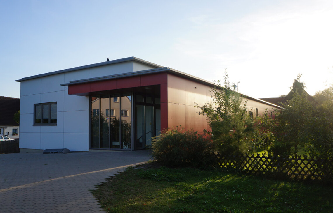 Dorfzentrum mit Kindergarten